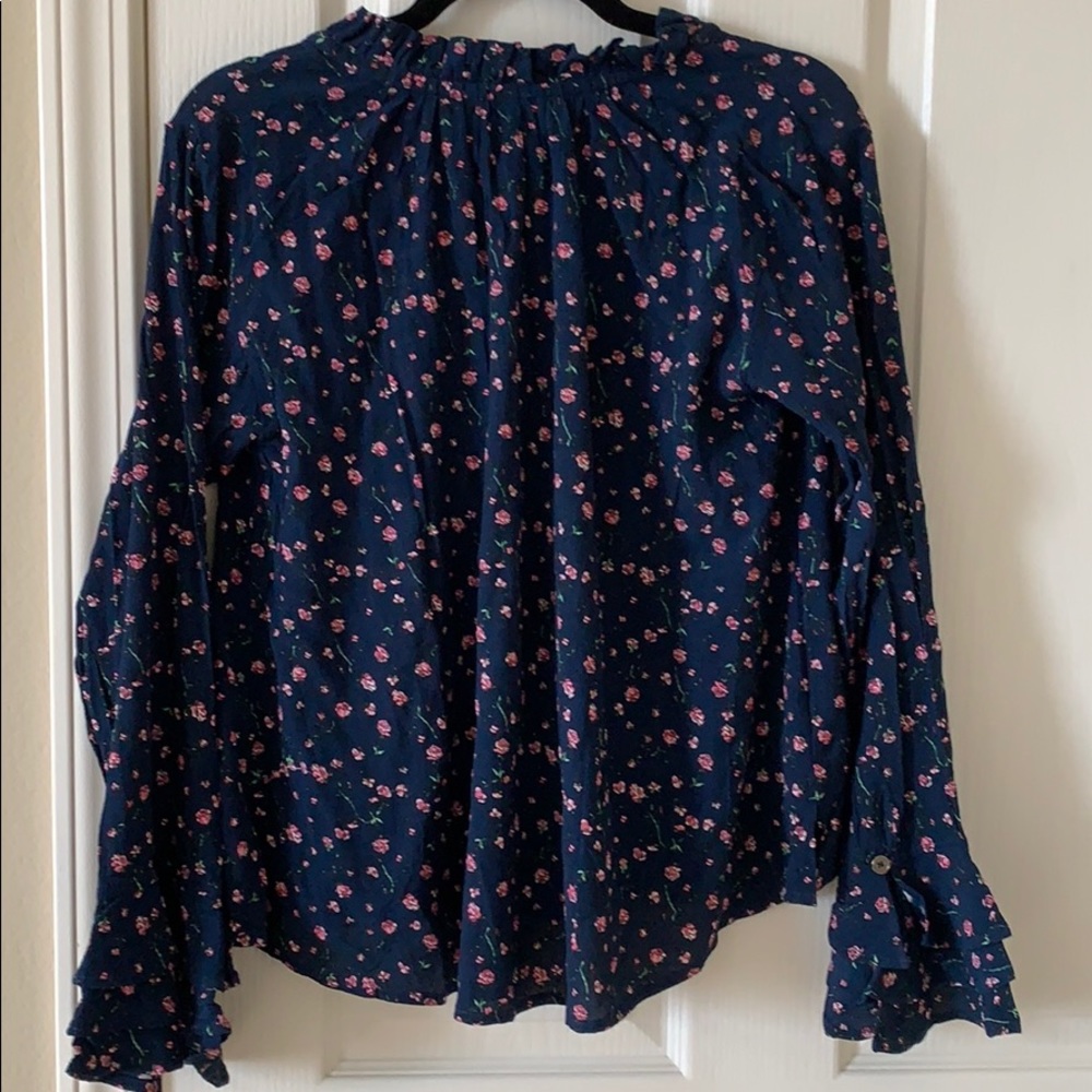Cleobella brand new blouse with flared sleeves - Picture 4 of 5